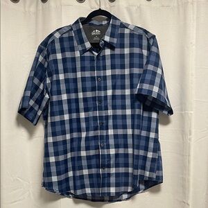 Men's Blue and White Plaid Button-Down Shirt